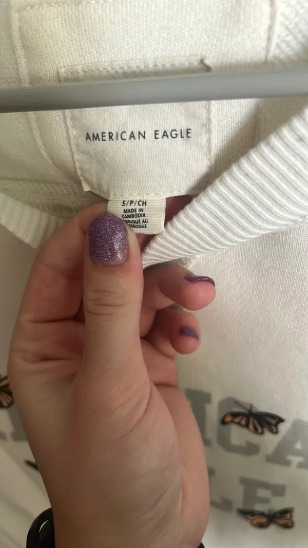 American Eagle Outfitters Crewneck - Image 2