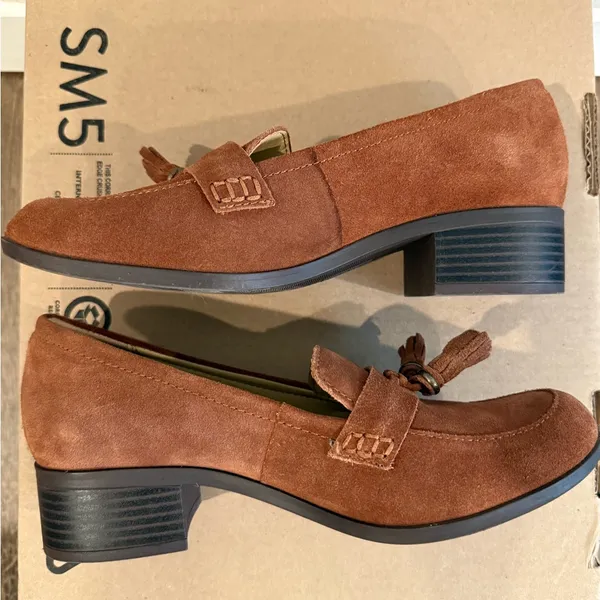 Naturalizer Women's Brown Suede Loafers Size 8‎ - Image 5