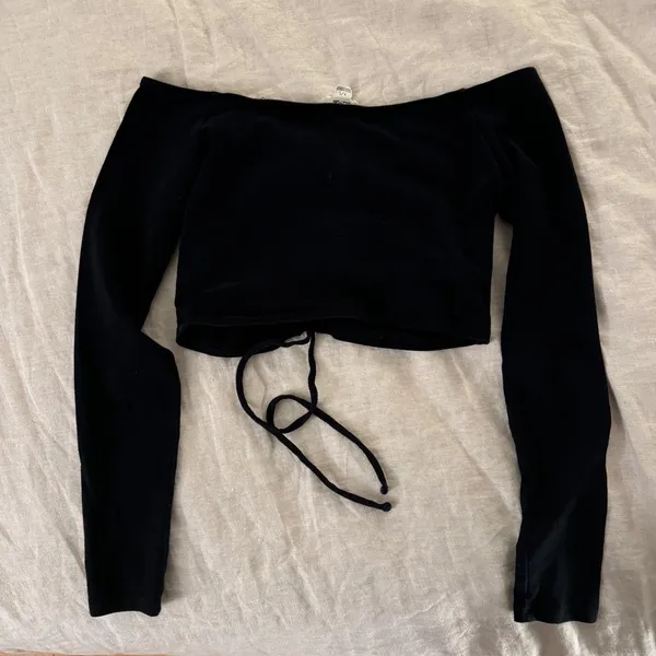 Garage Cropped Long Sleeve Over the Shoulder Black Top - Image 2