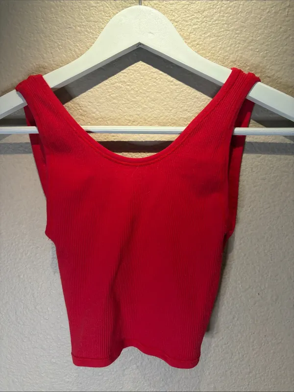 Urban Outfitters Women’s Cropped Ribbed Knot Tank Top Small XS Out from Under - Image 4