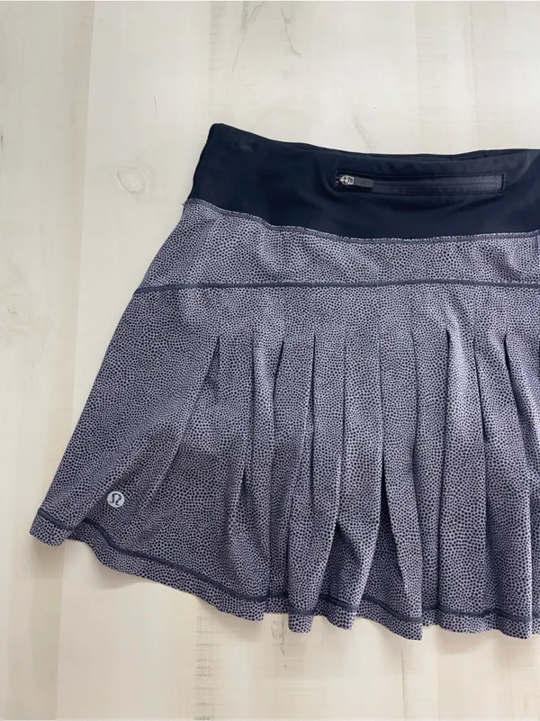 LULULEMON womens circuit breaker black polka dot pleated workout skirt 4 tall - Image 6