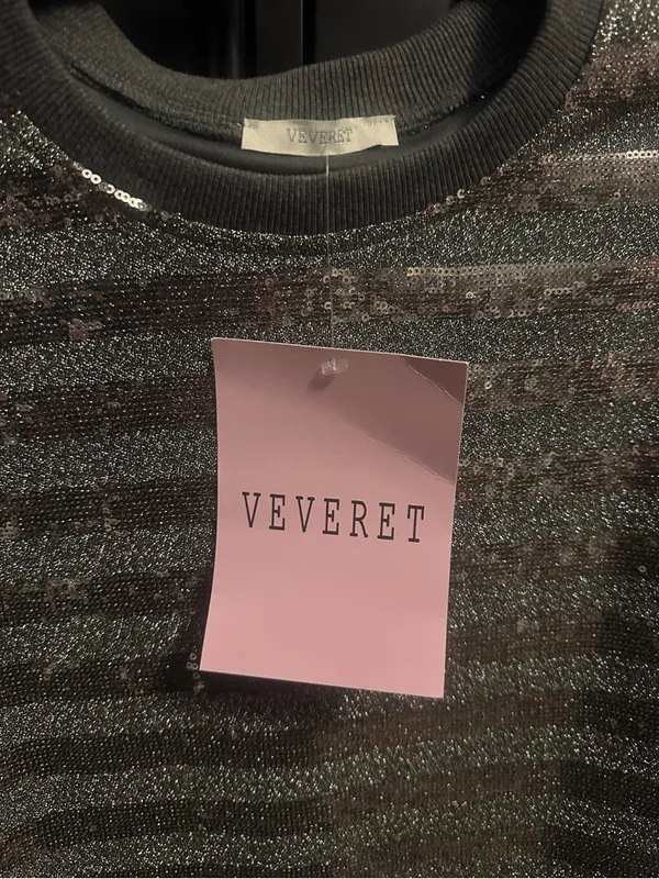Veveret Sm Silver Sleeveless Dress or long shirt - Image 3
