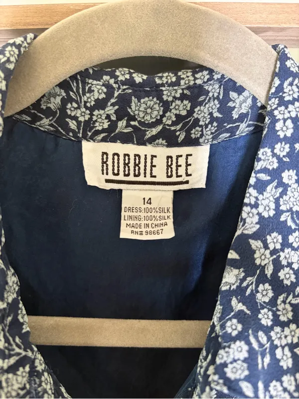 Robbie Bee Vintage 100% Silk blue floral short sleeve midi dress button front L - Image 2