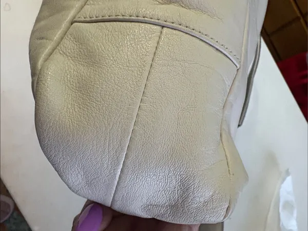 Coach Ivory Leather Tote with Silver Accents - Image 8