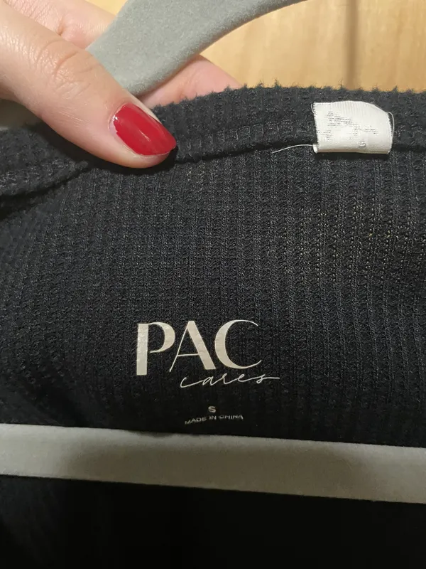 PacSun Long Sleeve Black Crop - Image 2