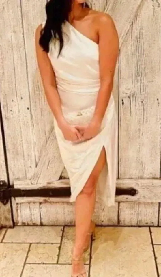 ELLIATT Cassini One-Shoulder Dress in Ivory Size X-Small - Image 10