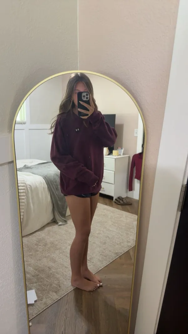 Under Armour Crewneck Sweatshirt - Image 2