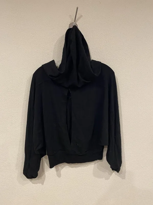 AIKO Jacket Womens XS Black Hooded Cropped Dolman Sleeve Zip Pocket Sweatshirt - Image 4