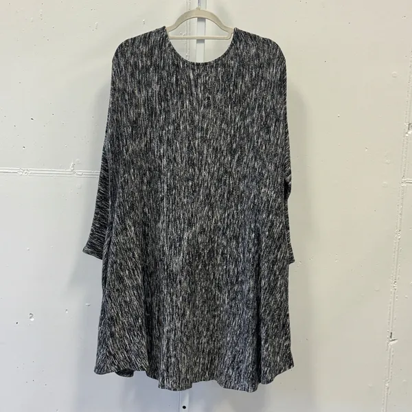 Umgee USA 1XL Black White Space Dye Knit Tunic Top Long Sleeve Pockets - Image 2