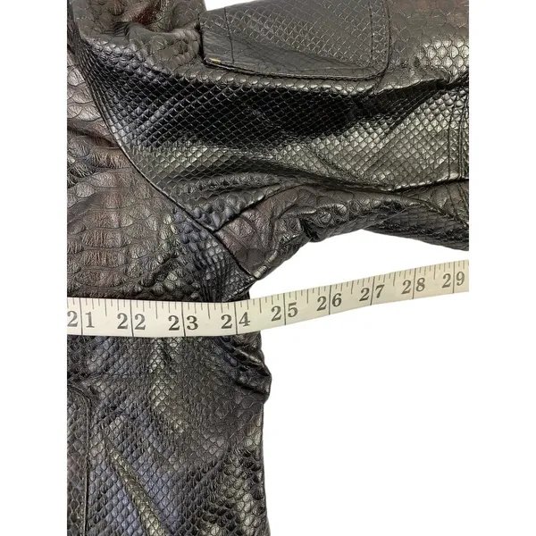 Braetan. Women's Brown Animal Print Jacket - Image 8