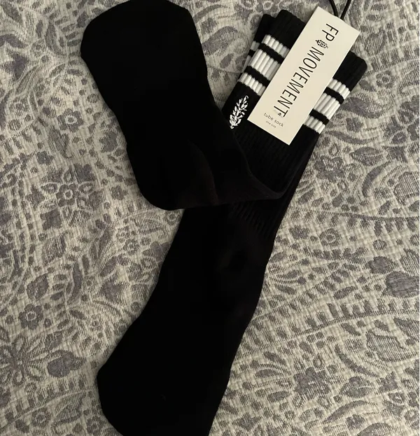 NWT FP movement logo socks - Image 3