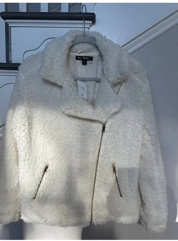 NWT Say What ? Fuzzy Ivory Sherpa Moto Jacket With Gold Zipper Size Small - Image 4