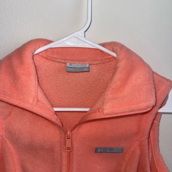Columbia Women’s Vest Fleece - Image 3