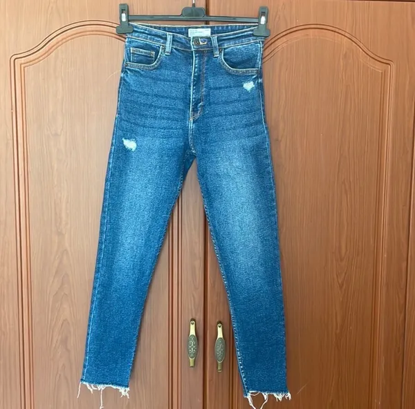 Bershka Super High Waist Skinny Jeans, Size US 4 - Image 4