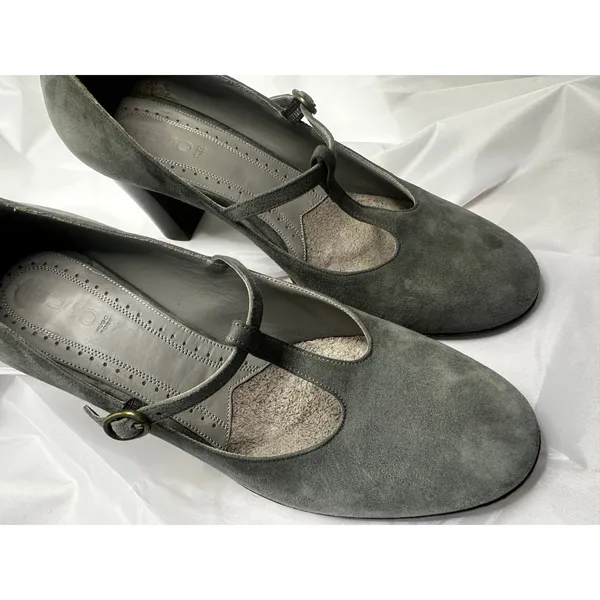 Hugo Boss Taupe Suede Mary Jane Block Heels - Image 8