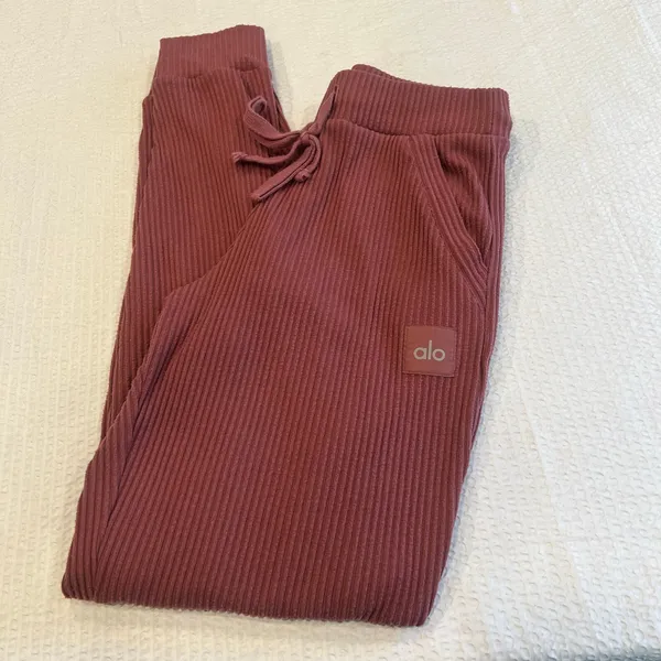Alo Yoga Muse Sweatpants Dark Mauve XS women - Image 3