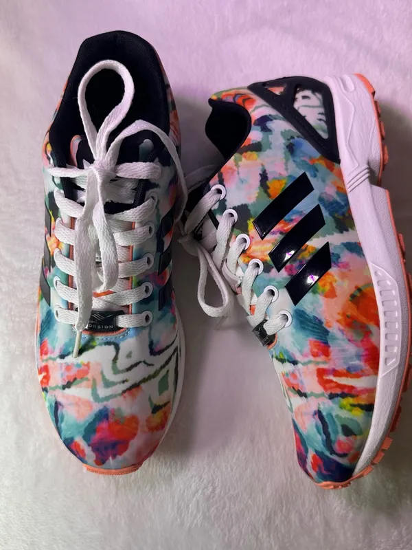 adidas Multicolor Athletic Sneakers with Black Stripes - Image 7