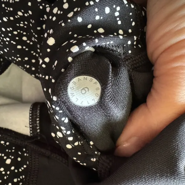 Lululemon Wunder Under Hi-Rise‎ 7/8 Tight in Black White Colorblock - Image 11