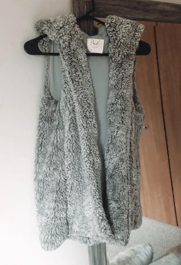 VICI Sherpa Cozy Hoodie Vest - Image 6