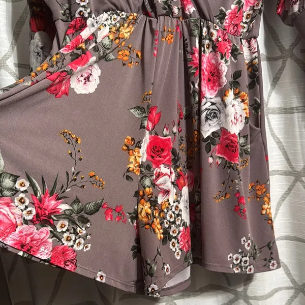 Floral V - Image 3