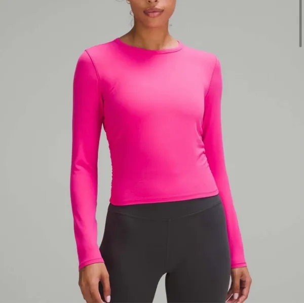 Lululemon workout long sleeve shirt  - Image 5
