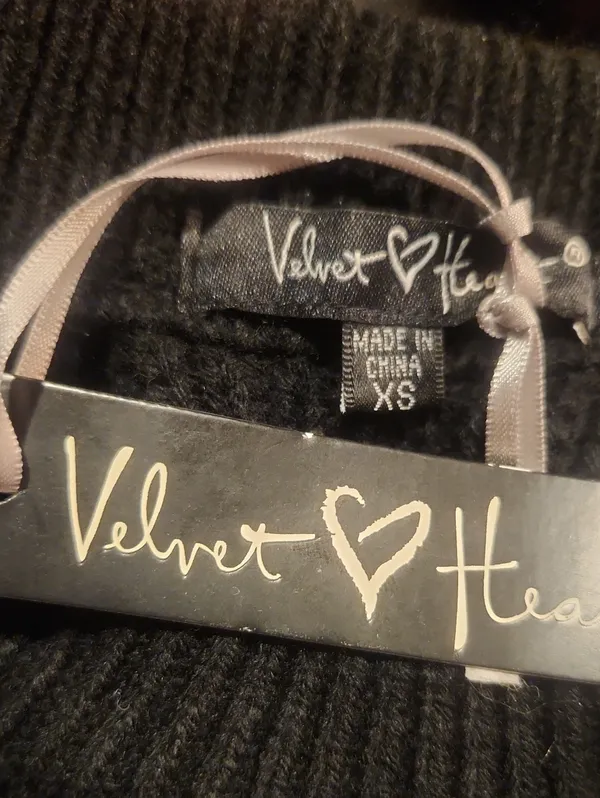 NWT Velvet Heart Cerelia Striped Sweater Black White XS Nordstrom - Image 4