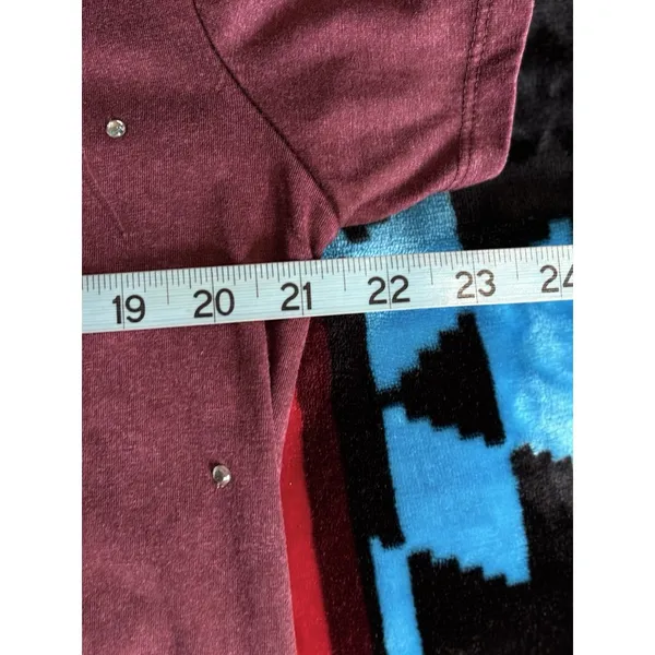 Edgely Burgundy‎ Rhinestone Short Sleeve Crew Neck T-Shirt Size Medium - Image 6