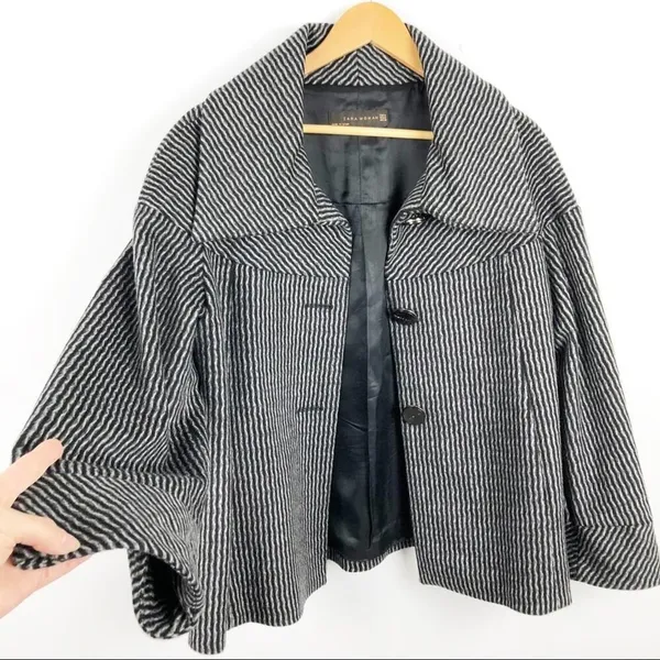 Zara wool retro jacket with big buttons gray and black pattern, wide sleeves M - Image 8