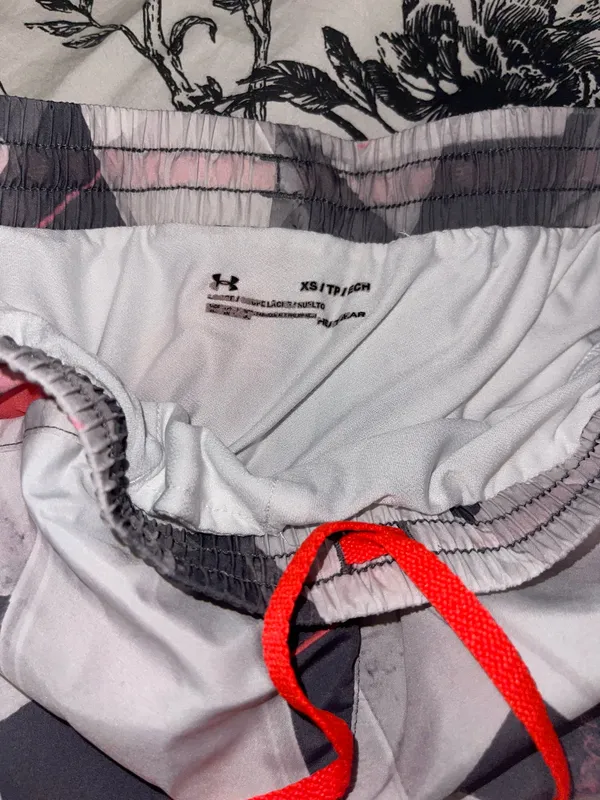 Under Armour Shorts - Image 2