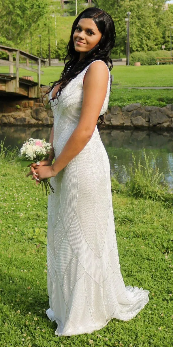 Boutique wedding dress - Image 3