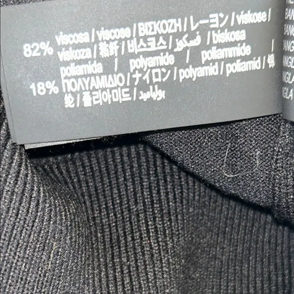 Zara Women's Black Crewneck Sweater - Image 8