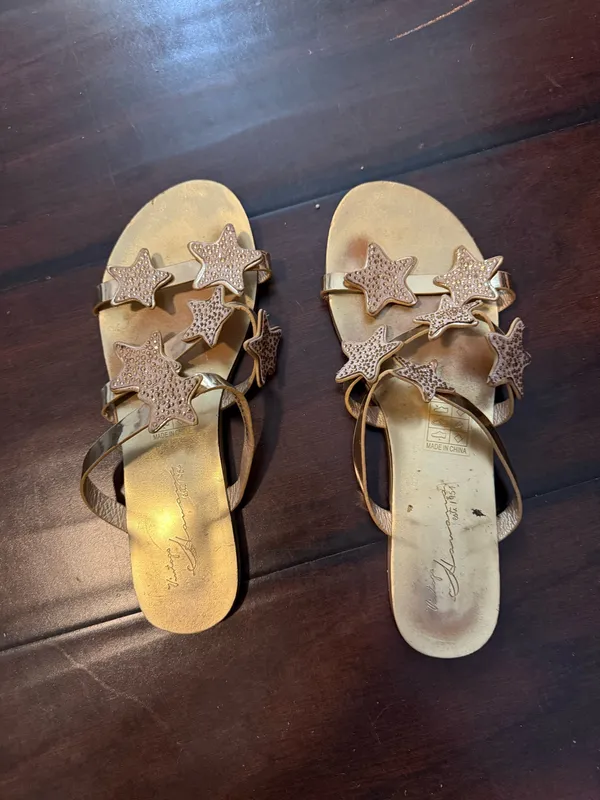 Vintage Havana bora gold sandals stars - Image 2