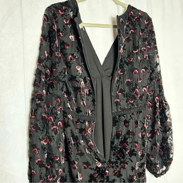 Wayf Black Crushed Velvet Floral Print V Neck‎ Long Sleeve Mini Dress Small - Image 4