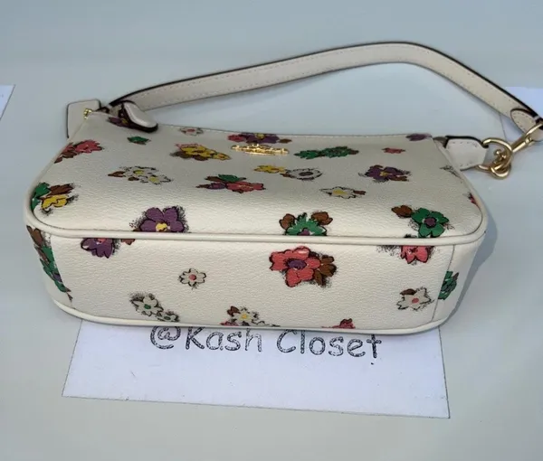 Coach Spaced Floral Field Print Wristlet Purse - Image 8