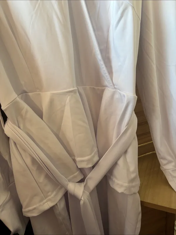 Sexy Cherry Stretchy White Dress with Tie Belt XL NWT - Image 2