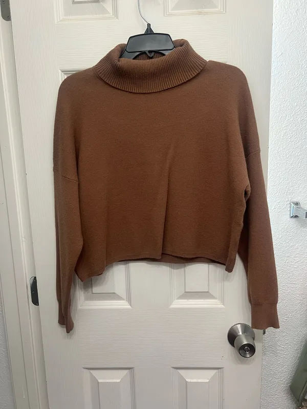 Lulus brown turtle neck and skirt set - Image 3