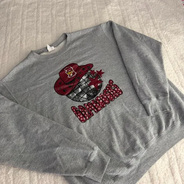 Source Unknown Unbranded Women's Grey Sweatshirt - Image 2