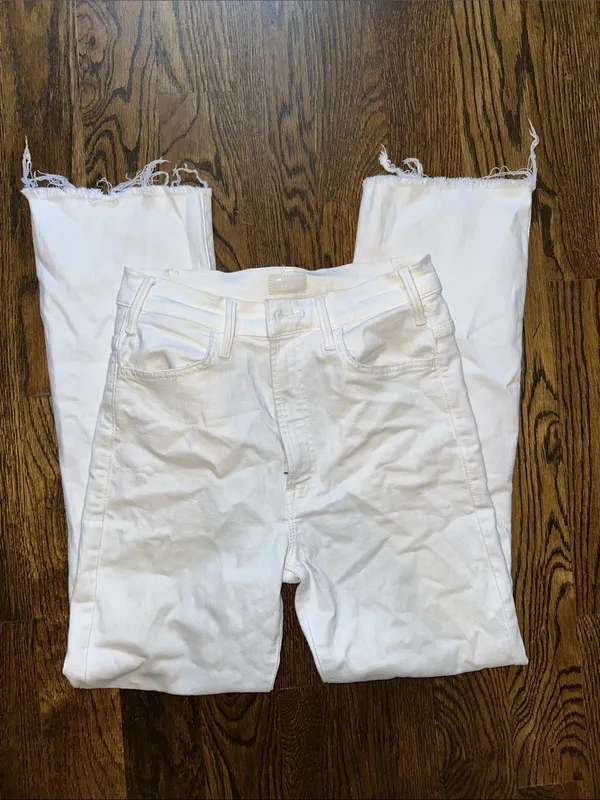 Mother The Hustler Ankle Fray High-Rise White Cropped Flare Jeans - Image 5