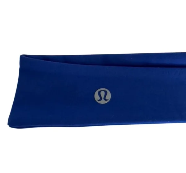 Lululemon Women's Luxtreme Training Headband Beach Ball Blue - Image 6