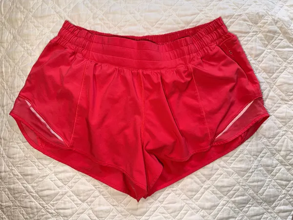 Lululemon Hotty Hot Low Rise Shorts 2.5” - Image 3