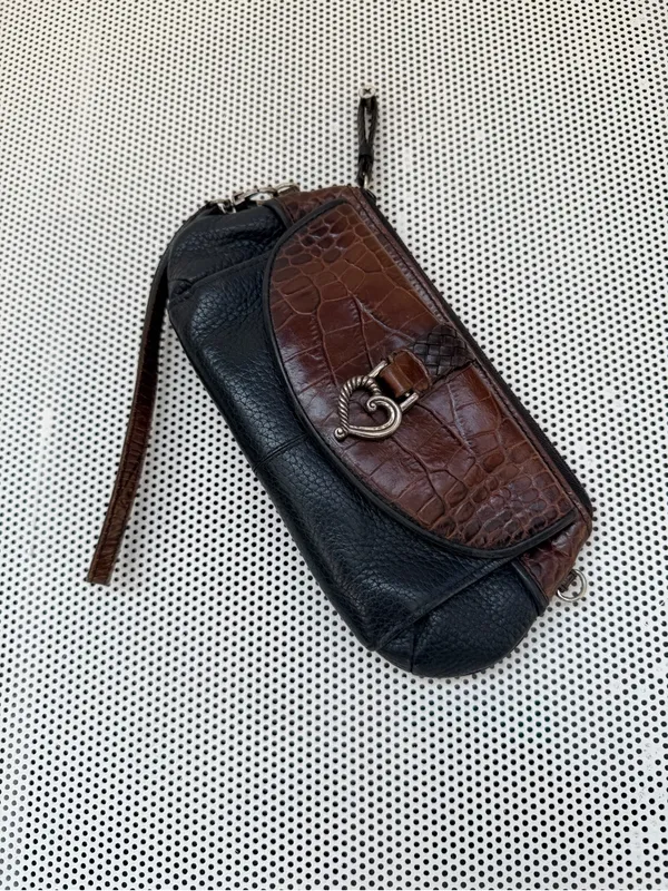 Vtg y2k Brighton Brown and Black Leather croc embossed Wristlet Clutch - Image 6