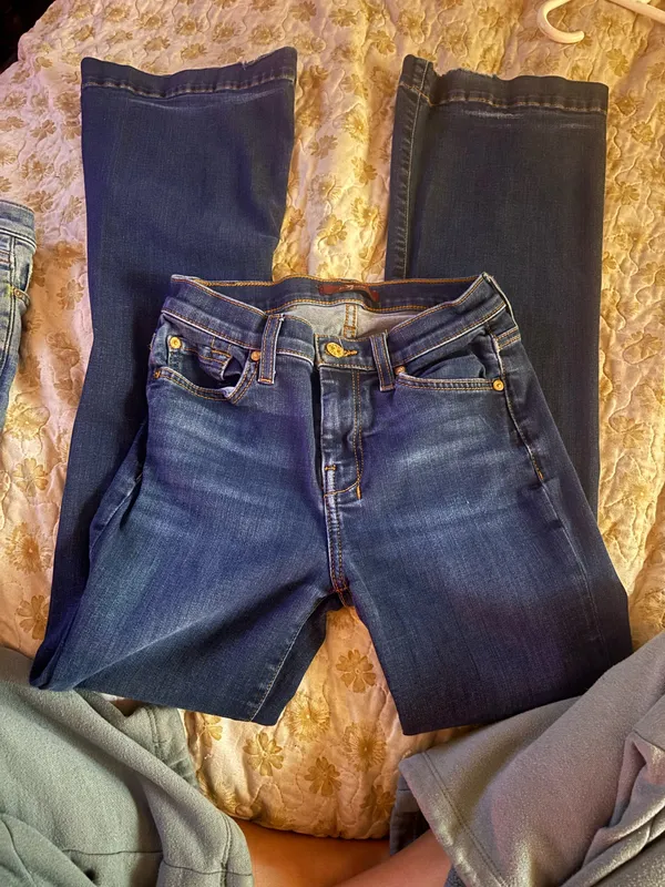 7 For All Mankind - Image 3