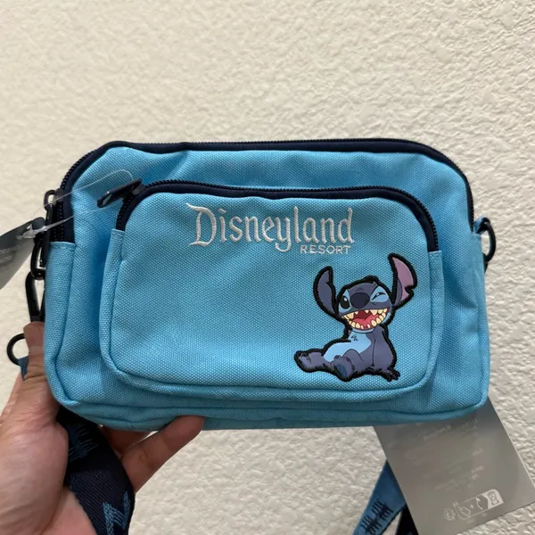 DISNEY Parks Disneyland Stitch Crossbody/Fanny Pack Belt Convertible Bag NEW - Image 4