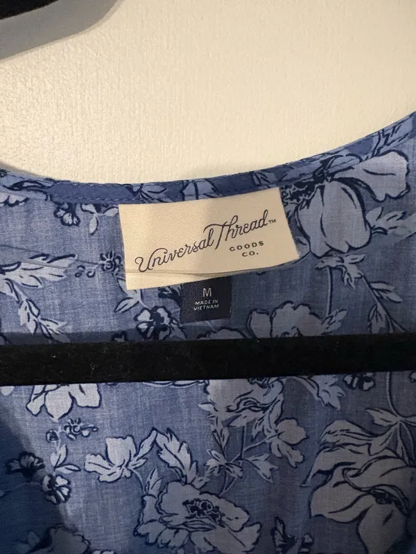 Universal Threads Dress - Image 2