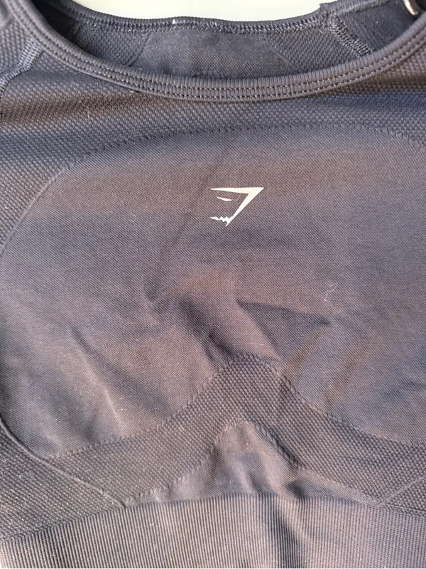 Gymshark Black Long Sleeve Crop Top Open Back Thumbholes XS - Image 4
