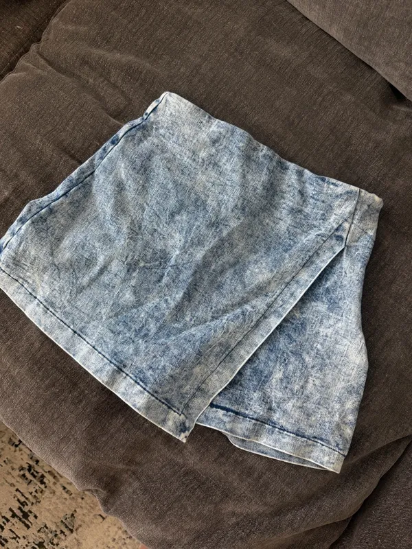 Vestique Acid Wash Denim Skort - Image 2
