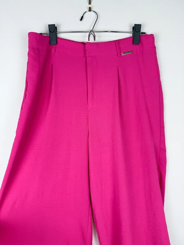 Adrienne Vittadini Hot Pink Gauzy Wide Leg Trousers Size Medium - Image 2