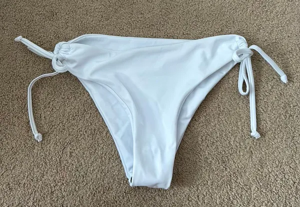 SheIn bathing suit bottoms - Image 3