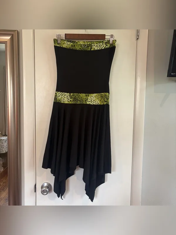 MKM Designs Y2K Strapless Dress. Black and Green Cheetah. Size: Small. - Image 4