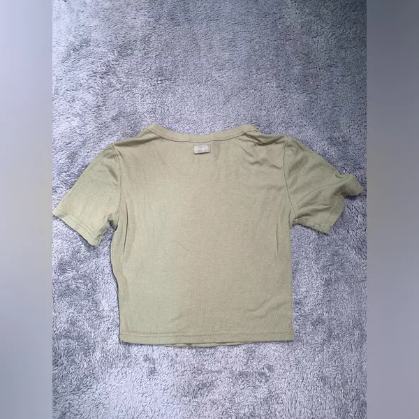Youngla ribbed green crop top small - Image 4
